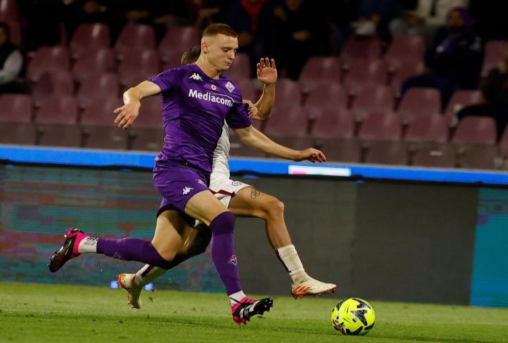 Comuzzo in campo con la Fiorentina in Serie A - foto LaPresse – Fattidipallone.it