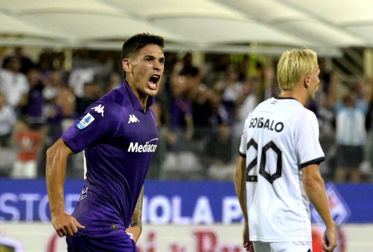 Martínez Quarta esulta dopo il gol nel match con la Fiorentina - foto LaPresse - Fattidipallone.it