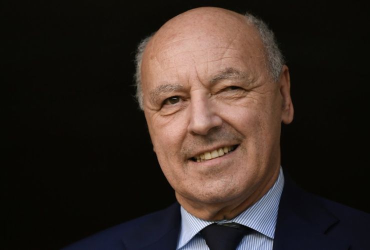 Beppe Marotta con sguardo sorridente - foto LaPresse - Fattidipallone.it