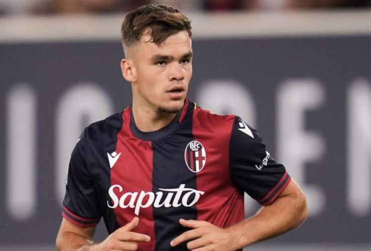 Thijs Dallinga in campo con il Bologna - foto LaPresse - Fattidipallone.it