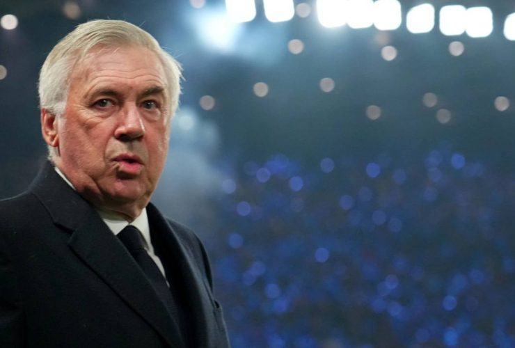 Carlo Ancelotti in campo - foto LaPresse - Fattidipallone.it