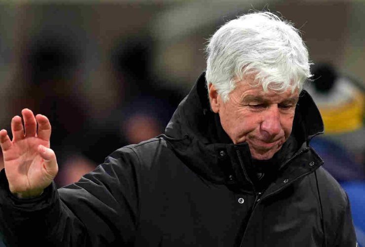 Gian Piero Gasperini in campo - foto LaPresse - Fattidipallone.it