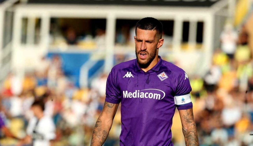 Calciomercato Fiorentina, Biraghi lascia e parte tra un mese | Resta in A e punta allo Scudetto: destinazione super gradita